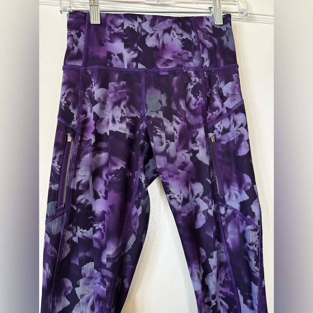 Athleta Rainier Tight Floral Legging Winter Outdoor Run Hike Workout Gym Fitness